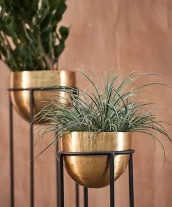 Nkuku Atsu Planter Stand