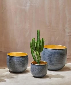 Nkuku Tembesi Etched Planter - Antique Black & Brass